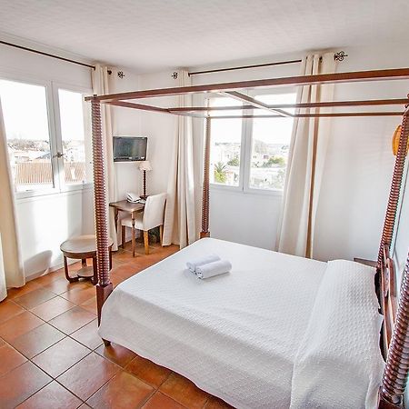 Hotel Des Vignes Rivesaltes Bagian luar foto