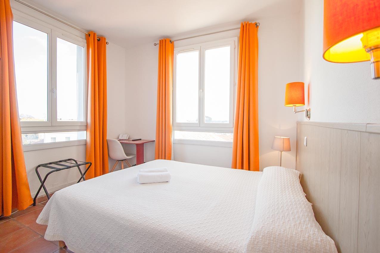 Hotel Des Vignes Rivesaltes Bagian luar foto