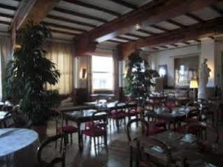 Hotel Des Vignes Rivesaltes Bagian luar foto