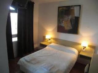 Hotel Des Vignes Rivesaltes Bagian luar foto