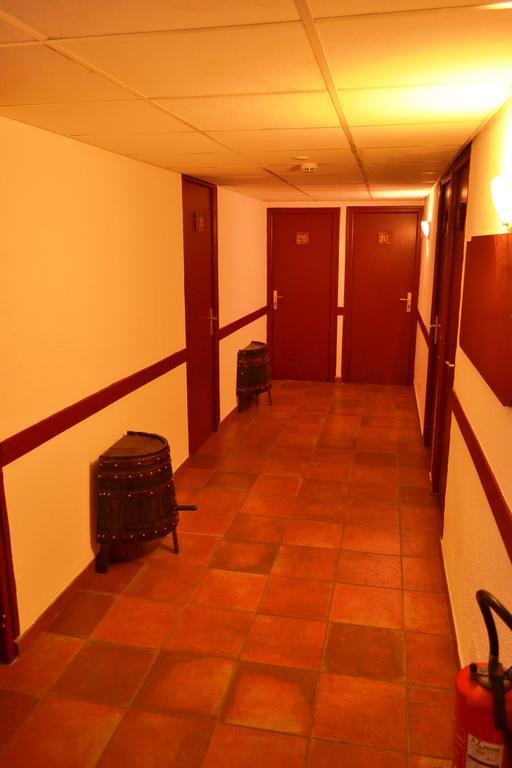 Hotel Des Vignes Rivesaltes Bagian luar foto
